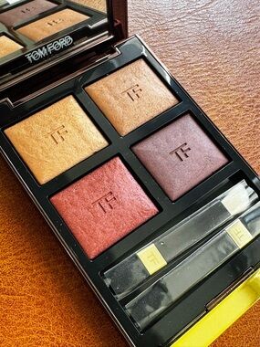 Tom Ford Eye Color Quad 04 Honeymoon | Eyeshadow Palette | Champagne Pink Mauve